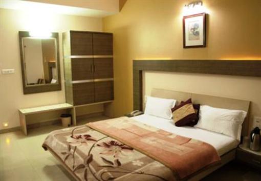 фото отеля Hotel Harmony Rajkot