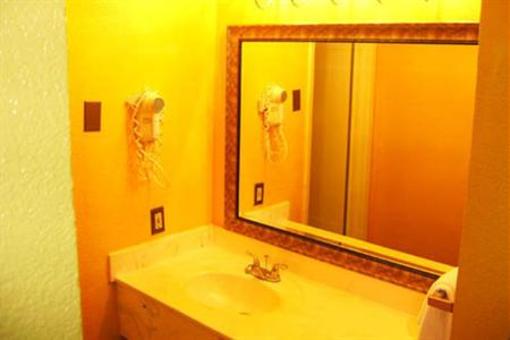 фото отеля Summit Inn Hotel and Suites