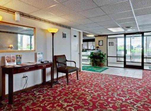 фото отеля Quality Inn & Suites Monroe (North Carolina)