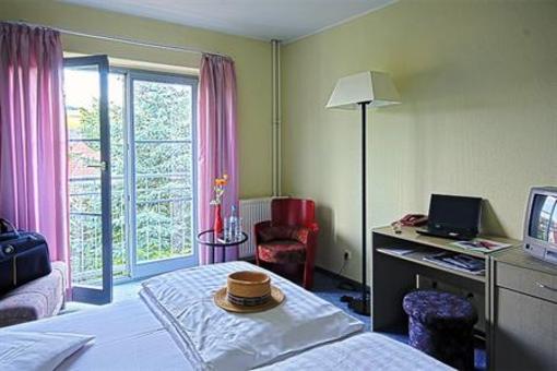 фото отеля Hotel Kreischaer Hof