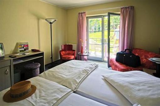 фото отеля Hotel Kreischaer Hof