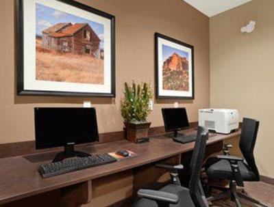 фото отеля Microtel Inn and Suites Estevan