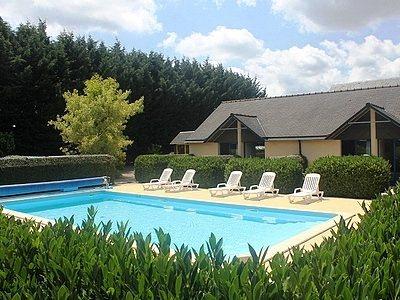 фото отеля Hotel Les Dineux Village Tremeur