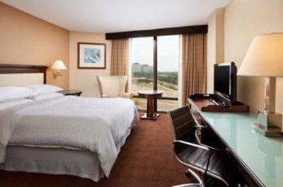 фото отеля Sheraton Dallas North Hotel