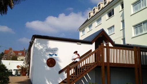 фото отеля Norfolk Lodge Hotel Saint Helier