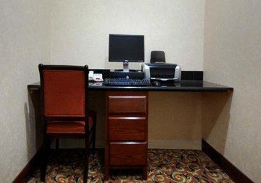фото отеля Comfort Inn & Suites Glen Rose