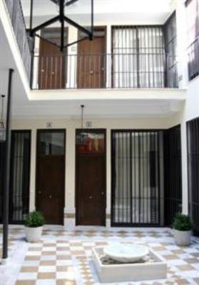 фото отеля Apartamentos Dona Elvira