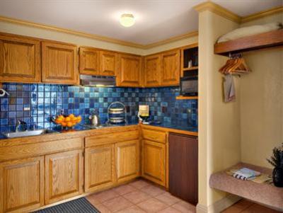 фото отеля The Coachman Inn Oak Harbor