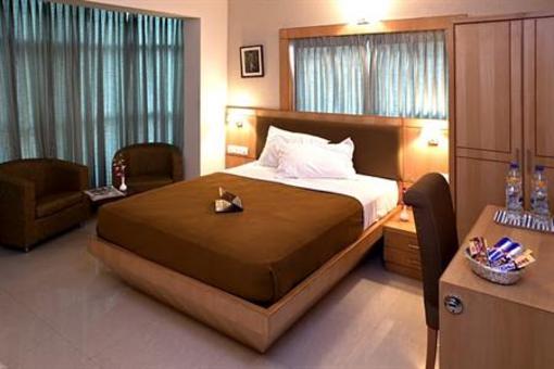 фото отеля New Rainbow Business Hotel