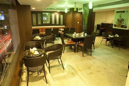 фото отеля New Rainbow Business Hotel