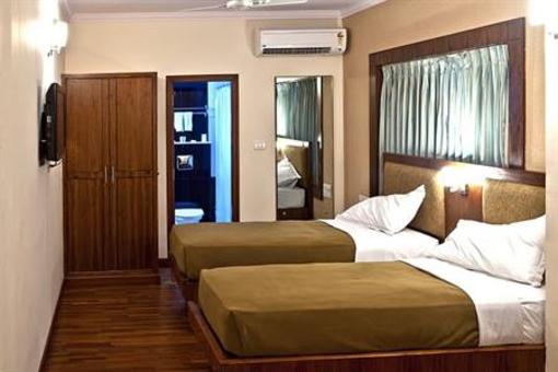 фото отеля New Rainbow Business Hotel