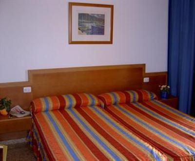 фото отеля Casa Del Sol Apartments Menorca