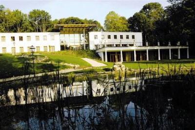 фото отеля Schlosspark Mauerbach