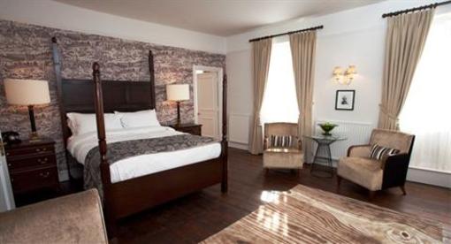 фото отеля The Fleece Hotel