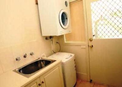 фото отеля Emaroo Cherry Townhouse Mildura
