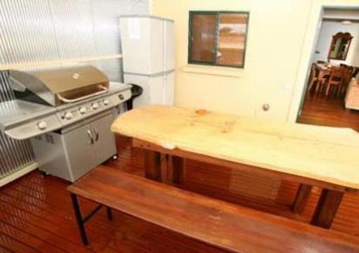 фото отеля Emaroo Cherry Townhouse Mildura