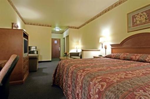 фото отеля Americas Best Value Inn & Suites Glen Rose