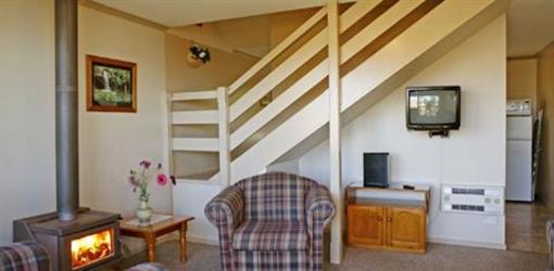 фото отеля Amos House & Swansea Ocean Villas