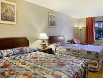 фото отеля Budget Host Inn & Suites Lancaster (Pennsylvania)
