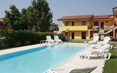 фото отеля La Meridiana Residence Peschiera del Garda