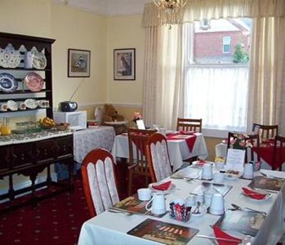 фото отеля Shenley Lodge Bed & Breakfast Chester