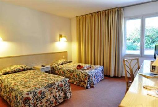 фото отеля Hotel Omega Valbonne