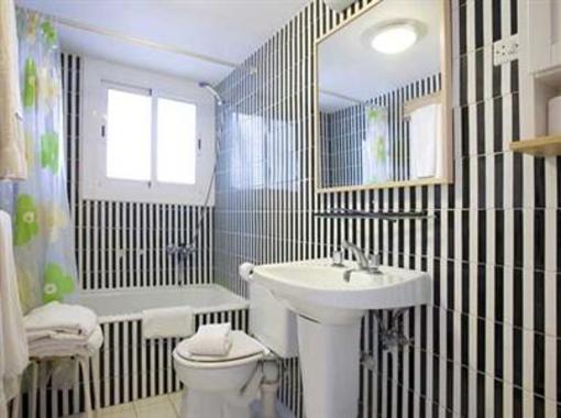 фото отеля Hola Sitges Apartments