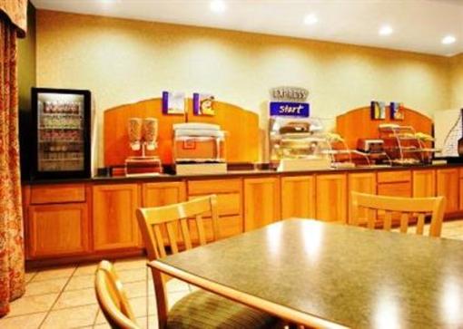 фото отеля Holiday Inn Express Hotel & Suites Iron Mountain