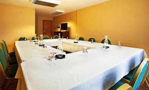 фото отеля Holiday Inn Express Hotel & Suites Iron Mountain