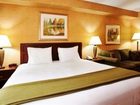 фото отеля Holiday Inn Express Hotel & Suites Iron Mountain