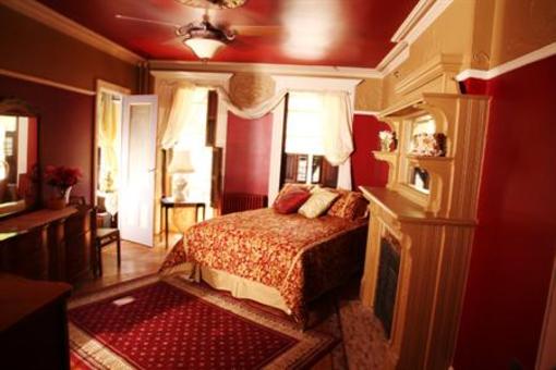 фото отеля Sankofa Aban Bed and Breakfast New York City