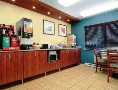 фото отеля Days Inn Eau Claire - Campus