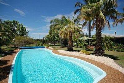 фото отеля Woolshed Hill Estate Pokolbin