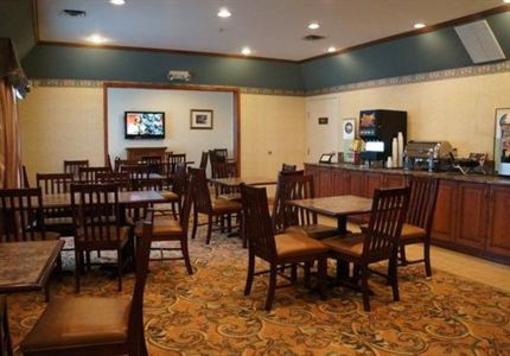 фото отеля Country Inn & Suites Salisbury