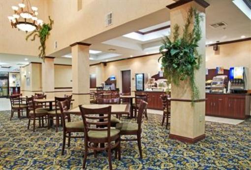 фото отеля Holiday Inn Express Hotel & Suites Orange Texas