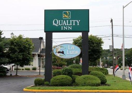 фото отеля Quality Inn Mystic