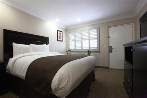 фото отеля Americas Best Value Inn Riverside