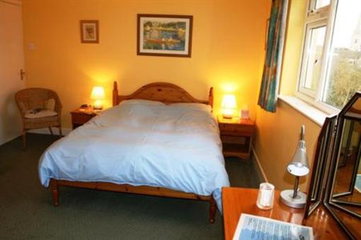 фото отеля Bridge House Bed and Breakfast Cheltenham