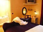 фото отеля Jolyons Hotel Cardiff