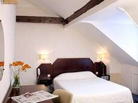 New Parnasse Hotel