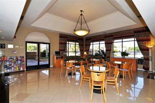 фото отеля BEST WESTERN Norwalk Inn