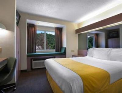 фото отеля Microtel Inn Gatlinburg