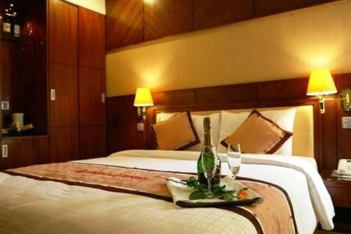 фото отеля Emerald Hotel Hanoi