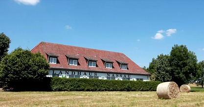 фото отеля Land-gut-Hotel Landhaus Nassau
