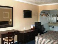 Anaheim Executive Inn & Suites