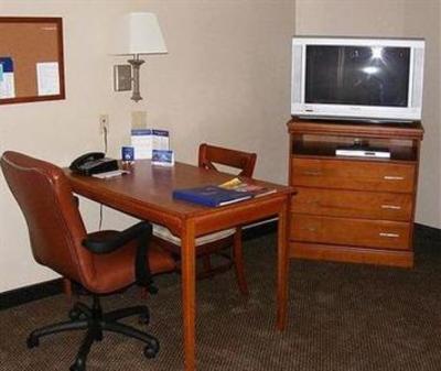 фото отеля Candlewood Suites Windsor Locks