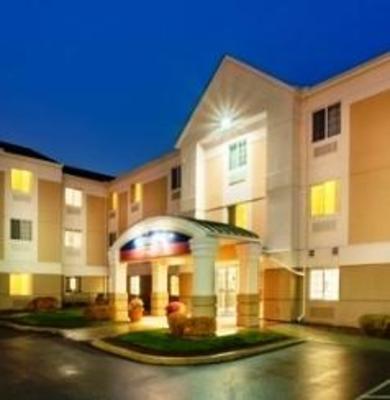 фото отеля Candlewood Suites Windsor Locks