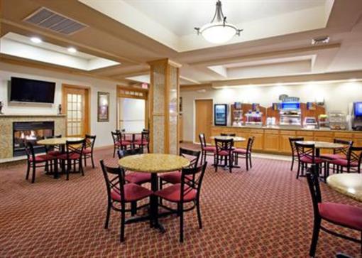 фото отеля Holiday Inn Express Hotel & Suites Grand Blanc