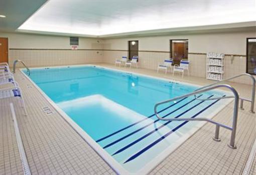 фото отеля Holiday Inn Express Hotel & Suites Grand Blanc