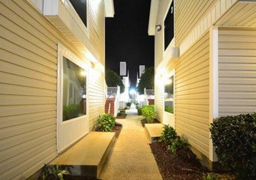 фото отеля MainStay Suites Pensacola FL